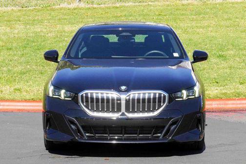 2025 BMW 530 xDrive