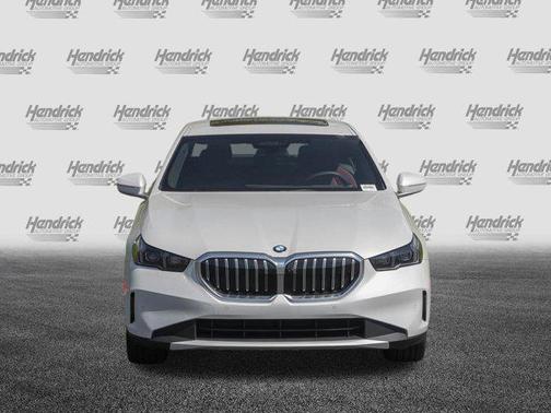 MINERAL WHITE 2026 BMW 540 xDrive