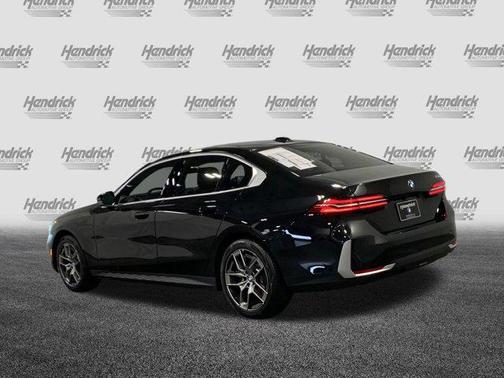 2026 BMW 530 i
