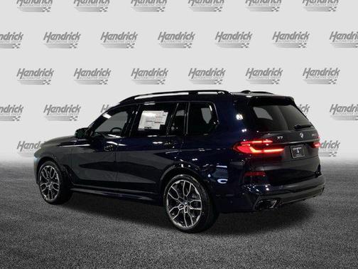 2026 BMW X7 M60i