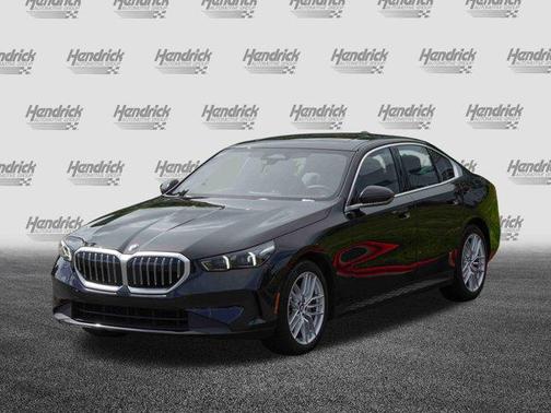 2025 BMW 530 i xDrive