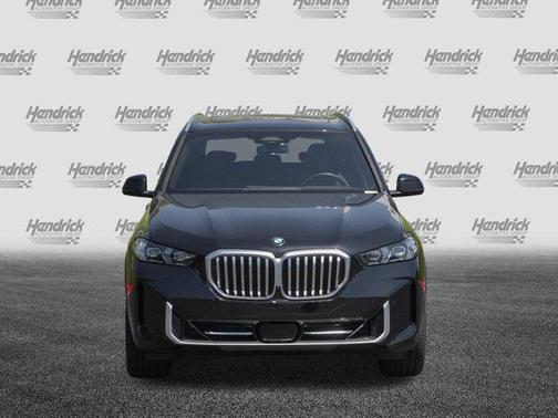 Black Sapphire Metallic 2026 BMW X5 sDrive40i