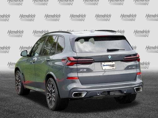 Dravit Grey Metallic 2024 BMW X5 xDrive40i