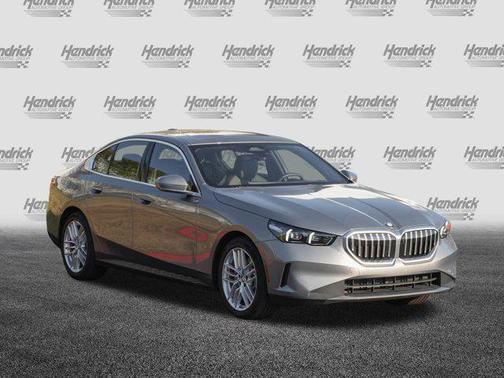 2025 BMW 530 xDrive
