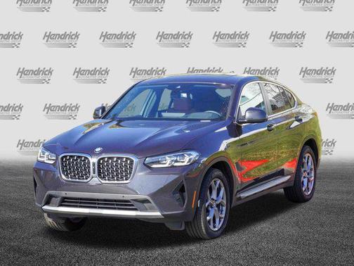 2025 BMW X4 xDrive30i
