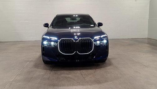 2026 BMW 760 xDrive