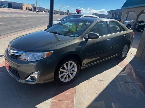 2013 Toyota Camry Hybrid XLE