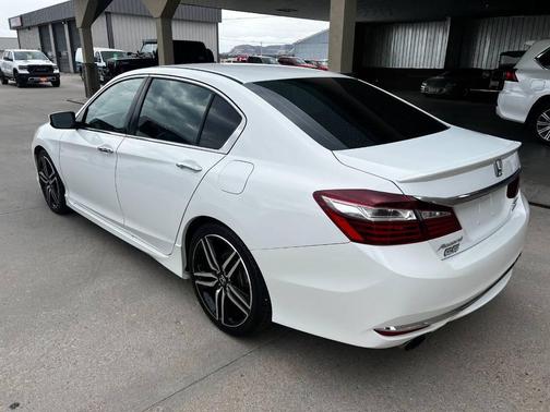 2017 Honda Accord Sport SE