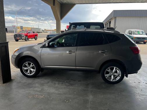 2010 Nissan Rogue SL