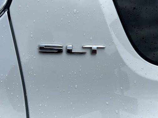 2021 GMC Acadia SLT 4x4 4dr SUV
