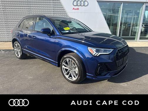 2025 Audi Q3 Premium 45 TFSI S line quattro Tiptronic