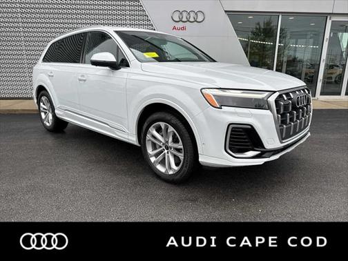 2025 Audi Q7 55 Premium Plus