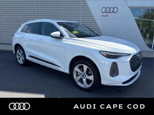 2025 Audi Q5 Premium Plus