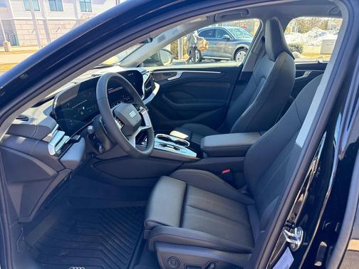 2026 Audi A6 Premium Plus quattro S tronic