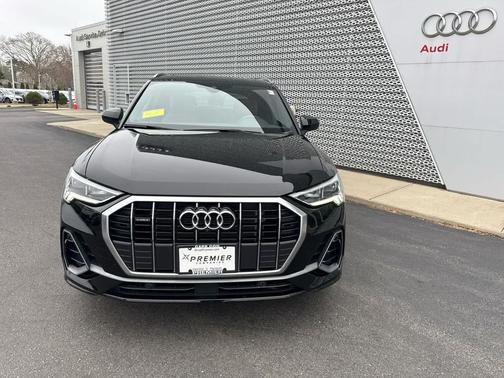 2022 Audi Q3 45 S line Premium Plus