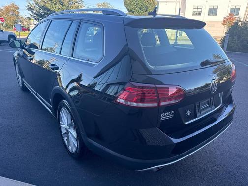 2018 Volkswagen Golf Alltrack TSI SE