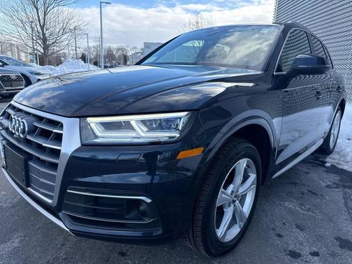 2020 Audi Q5 45 Prestige