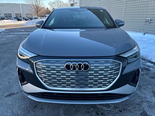 2023 Audi Q4 e-tron Premium Plus 50 quattro