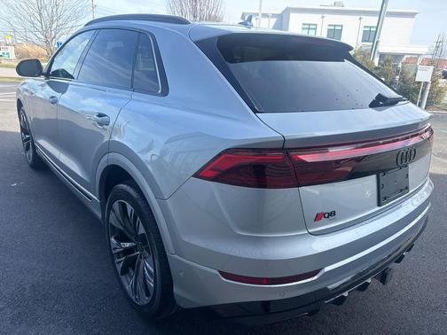 Satellite Silver Metallic 2025 Audi Q8 55 Premium Plus
