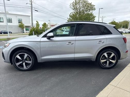 2023 Audi Q5 45 S line Premium Plus