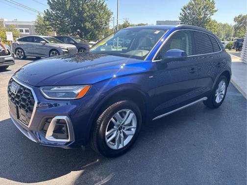 2024 Audi Q5 45 S line Premium