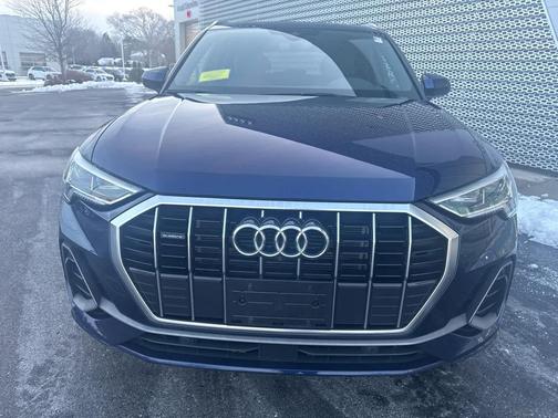 2023 Audi Q3 45 S line Premium Plus