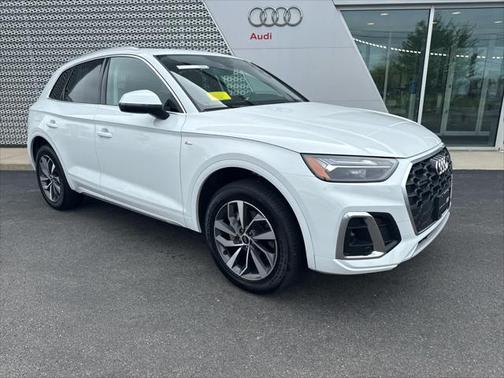 2024 Audi Q5 45 S line Premium