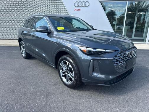 2025 Audi Q5 Premium