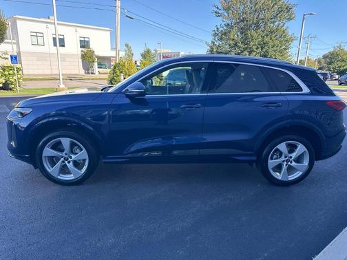 2025 Audi Q5 Premium Plus
