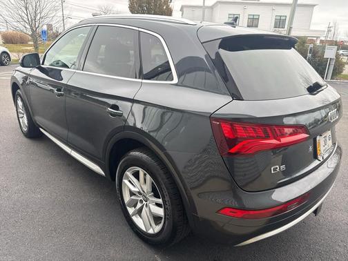 2020 Audi Q5 45 Premium