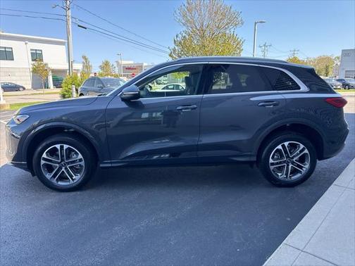 2025 Audi Q5 Premium