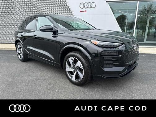 2025 Audi Q6 e-tron Premium Plus quattro