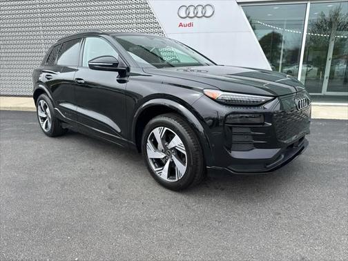 2025 Audi Q6 e-tron Premium Plus quattro