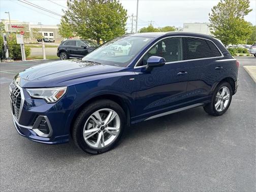 2024 Audi Q3 Premium 45 TFSI S line quattro Tiptronic
