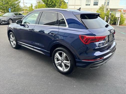 2024 Audi Q3 Premium 45 TFSI S line quattro Tiptronic