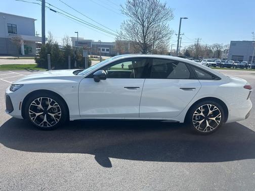 WHITE 2026 Audi A6 Premium Plus quattro S tronic