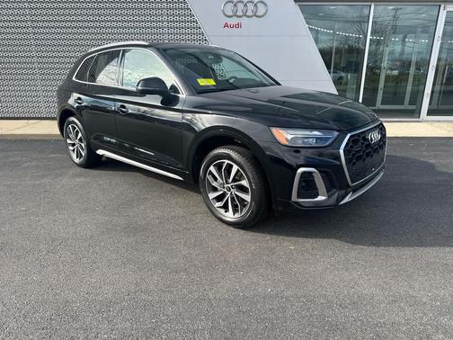 2023 Audi Q5 45 S line Premium Plus