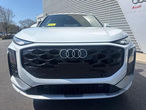 WHITE 2026 Audi Q3 TFSI quattro S tronic