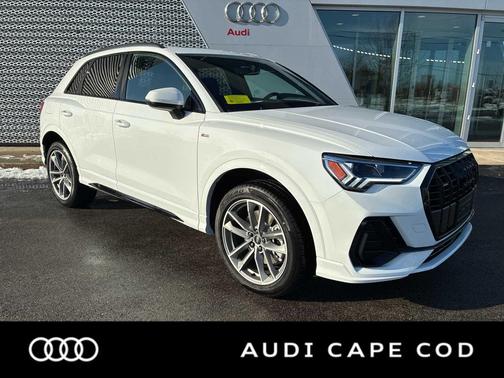 2025 Audi Q3 Premium 45 TFSI S line quattro Tiptronic