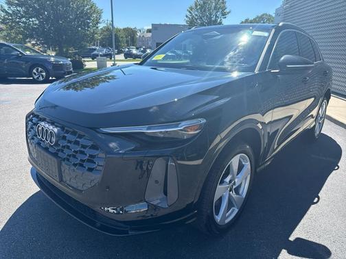 2025 Audi Q5 Premium Plus