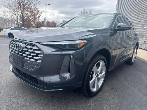 2025 Audi Q5 Premium Plus TFSI quattro S tronic