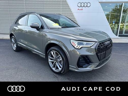 2025 Audi Q3 Premium 45 TFSI S line quattro Tiptronic