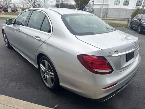 2017 Mercedes-Benz E-Class 4MATIC
