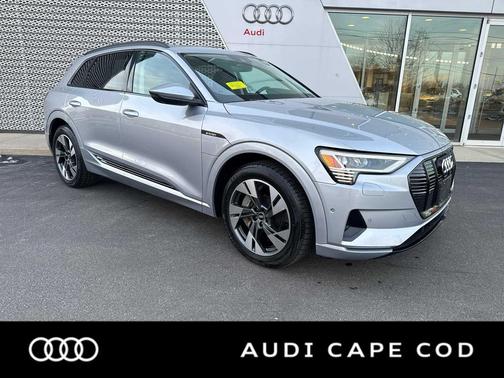 2022 Audi e-tron Premium