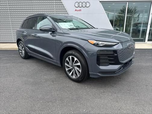 2025 Audi Q6 e-tron Premium quattro