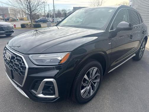 2023 Audi Q5 45 S line Premium Plus