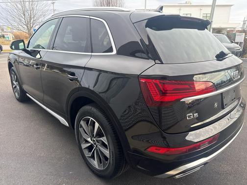 2023 Audi Q5 45 S line Premium Plus