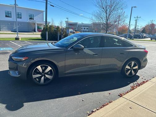 2025 Audi A5 Premium Plus TFSI quattro S tronic