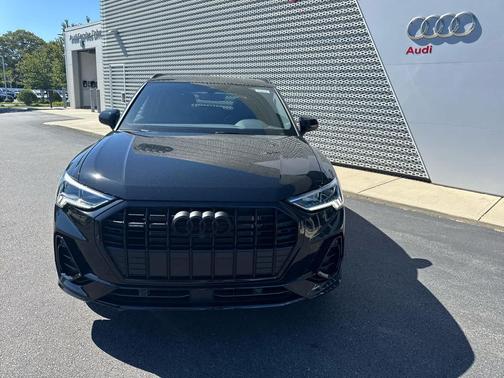 2025 Audi Q3 45 S line Premium Plus