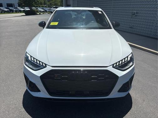 2023 Audi S4 Premium Plus TFSI quattro Tiptronic